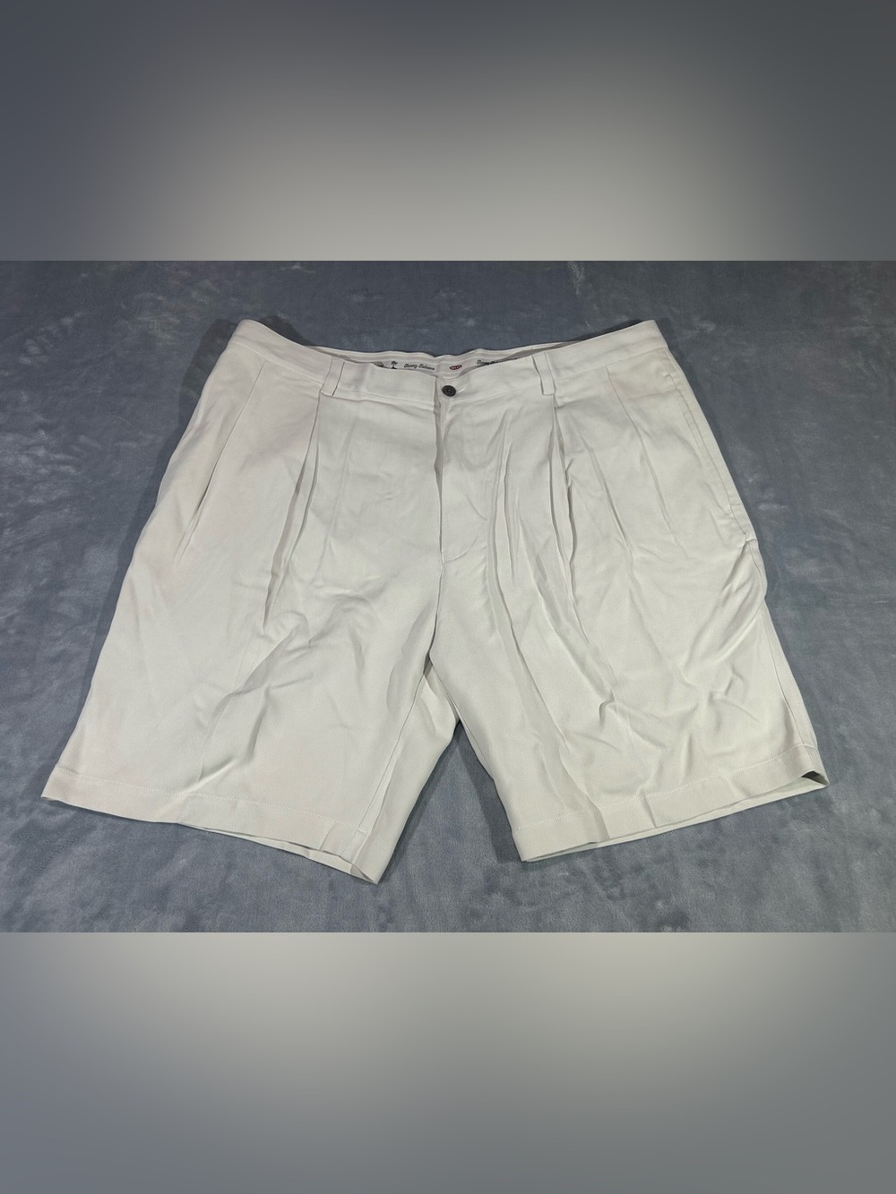 Tommy Bahama Light Cream Pleated Flat-Front Men's Shorts 100% silk